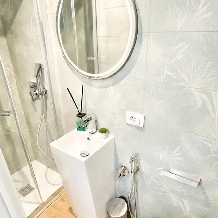 Little Nest Apartment Bari
